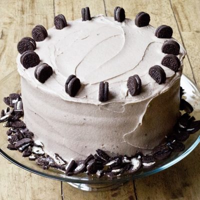 Round Cookies & Cream Cake, Packaging Size : 10kg