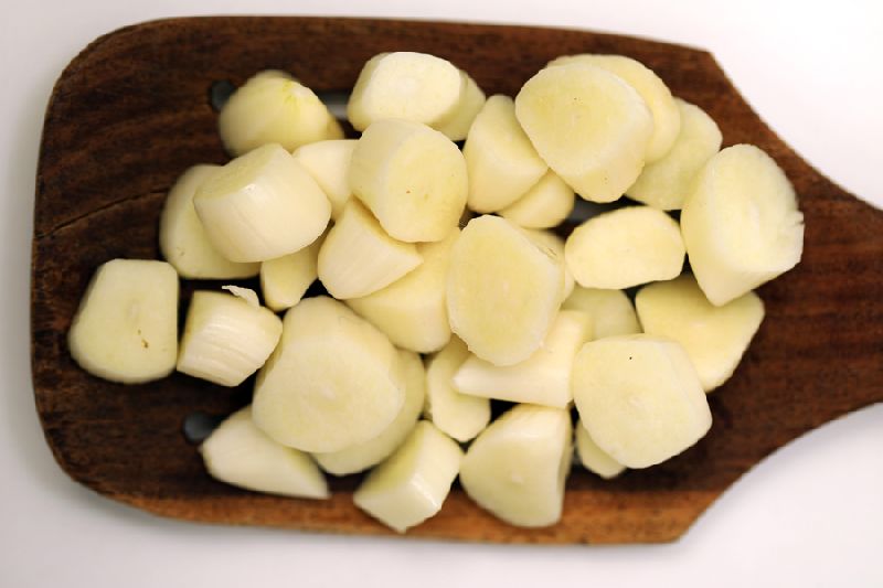 Organic Frozen Chopped Garlic, for Cooking, Packaging Type : Plastic Packet