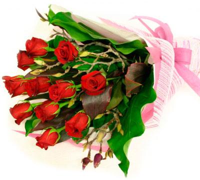 Natural Red Roses Bouquet, Shelf Life : 7-10Days