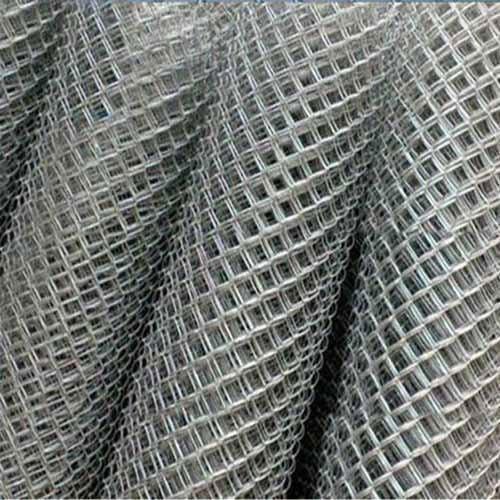Galvanized Iron Chain Link Wires, Feature : Less Maintenance, High Utility, Strong Flexible