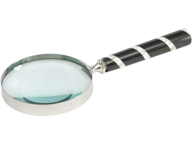Resin Fancy Magnifying Glass, for Magnification Use, Feature : Actual View Quality, Contemporary Styling