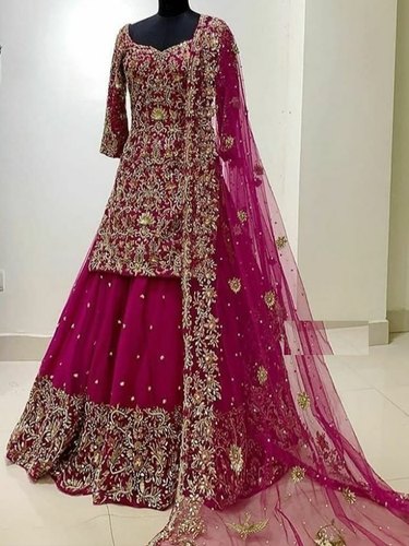 Elegant Bridal Lehenga Choli Embroidery Services