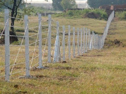 Coated Metal Wire Fencing, for Indusrties, Length : 40-50mtr