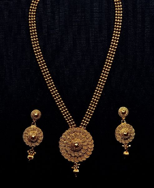Traditional G.P. Pendant Necklace Set