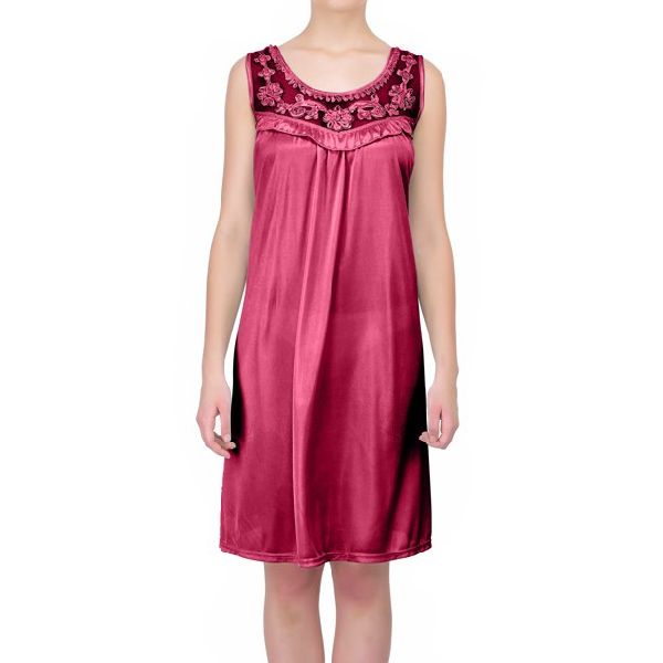 Plain Sleeveless Polyester Nightgown, Feature : Comfortable