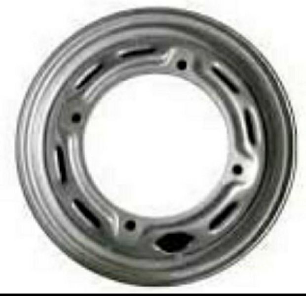Polished Metal Wheel Rim, Feature : Anti Bubbling, Easy To Fit, Fine Finishing, Non Breakable, Rustproof
