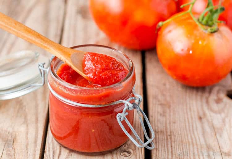 Tomato paste, Shelf Life : 3 Months