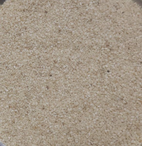 Natural Hulled Sesame Seeds, for Making Oil, Packaging Type : Plastic Bag