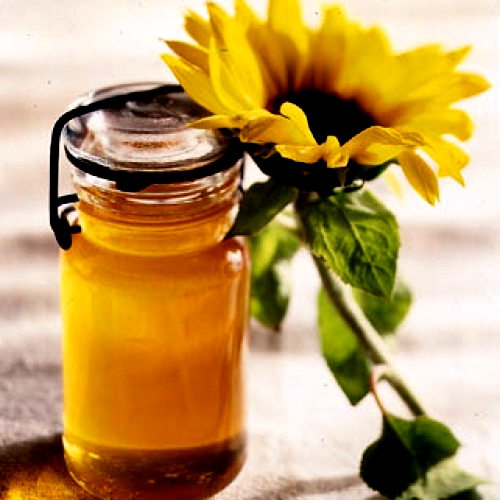 Sunflower Honey, Taste : Deliciously silky sweet