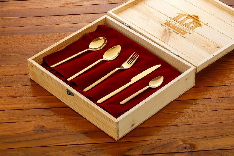 Stainless Steel Premium Cutlery Set, for Kitchen, Feature : Fine Finish, Good Quality, Unbreakable