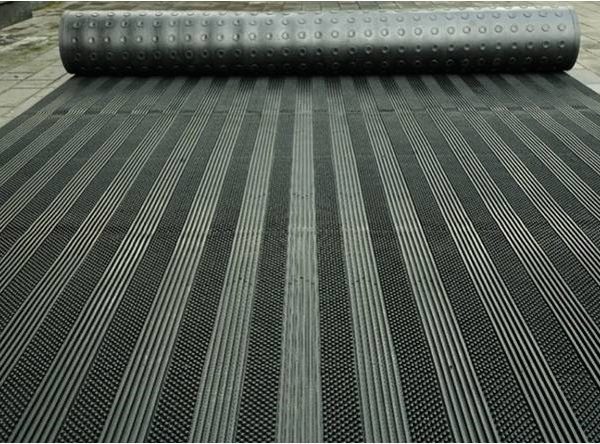 Striped Rubber Mat Roll, for Home, Hotel, Office, Size : 90 x 190 cm