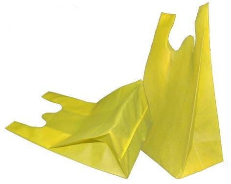 W cut Non Woven Carry Bags, for Goods Packaging, Feature : Biodegradable, Eco Friendly, Recyclable