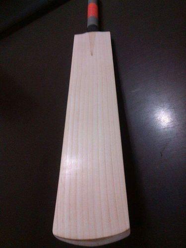 Plain Wood english willow cricket bats, Feature : Fine Finish, Light Weight, Premium Quality