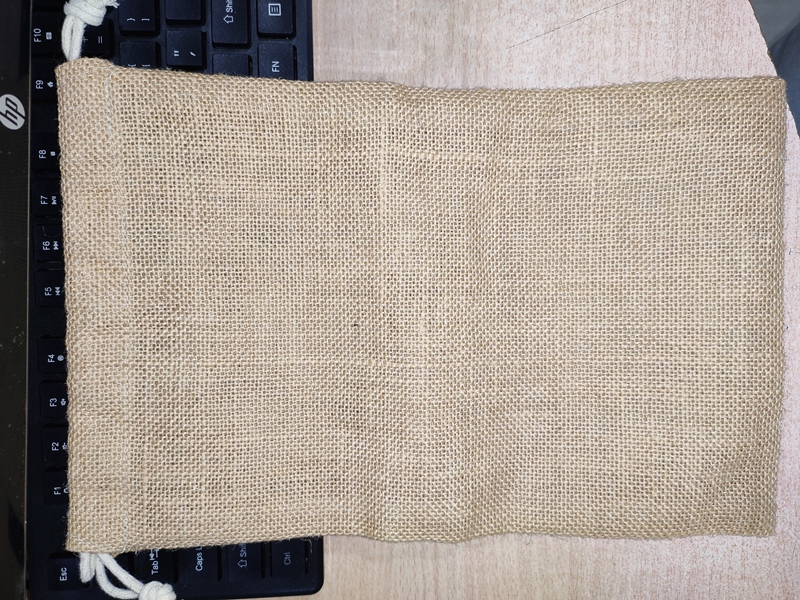 NATURAL JUTE POUCH WITH COTTON DRAWSTRING