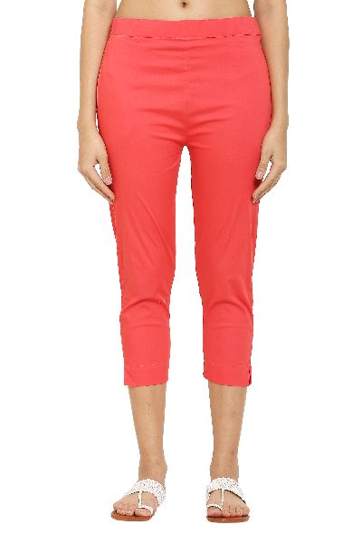 Woman's Ankle Pant