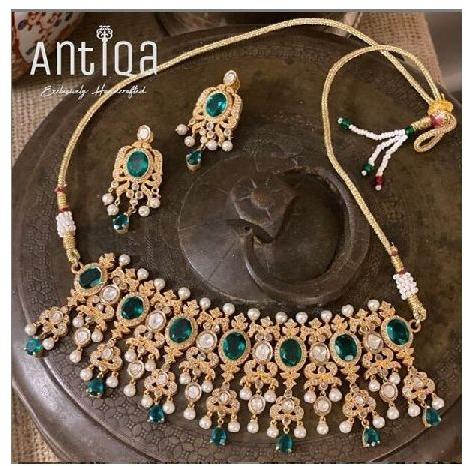 Mughal Style Emerald Doublet Chocker Necklace And Earrings Set Studded With Polki &amp;amp; Diamonds.