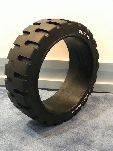 10 X 5 X 6 Press On Band Forklift Tire