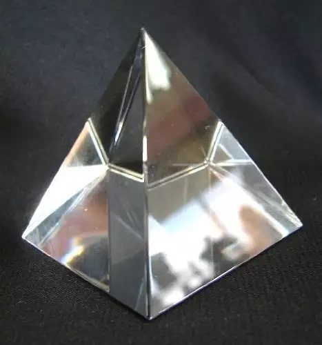 Clear Quartz Pyramid, for Magick, Style : Western