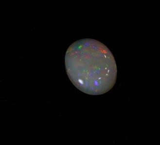 Oval 1.55 Carat White Crystal Opal Stone, for Jewellery, Packaging Type : Plastic Box, Wooden Box