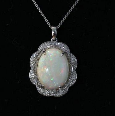 Plain 10.78 Carat Opal Pendant, Size : Standard
