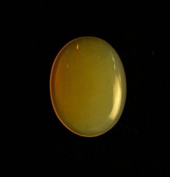 6.40 Carat Honey Opal Stone