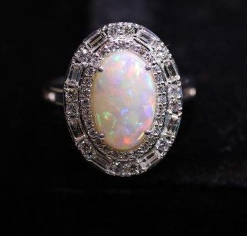 2.70 Carat Opal Ring, Gender : Female