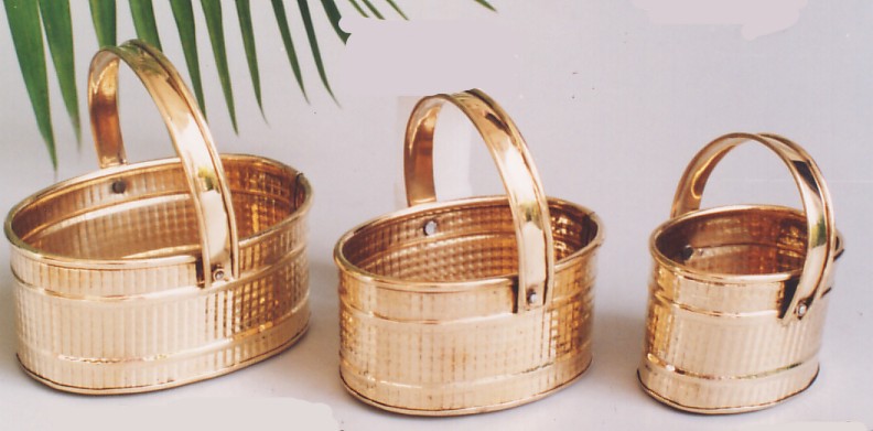 Item No.16492 Brass Basket Set.Miniature.