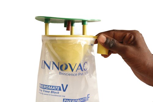 Innovac Plastic Pheromone Funnel Trap, Color : Yellow green