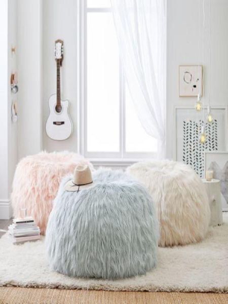 Knitted Furry Pouf, for Home, Hotel, Outdoor, Feature : Attractive Designs, Comfortable, Complete Finish