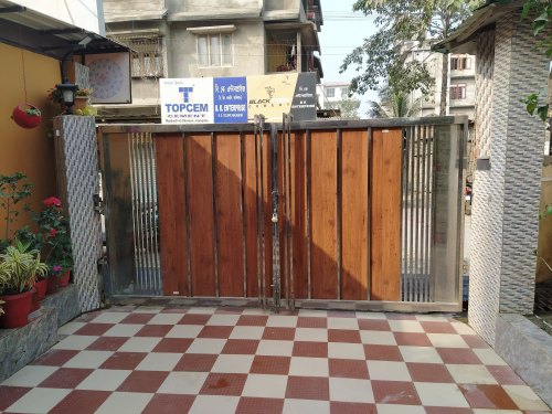 Stainless Steel Hinged Gate, Size : 5 X 10 Feet
