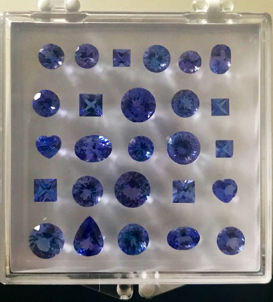 Polished Tanzanite Gemstone, for Jewellery, Style : Fashionable