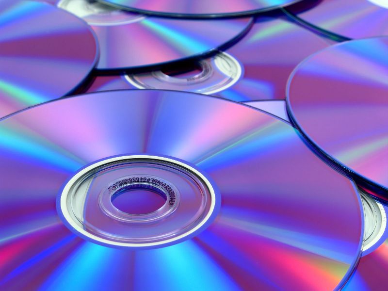 Blank Compact Disc, for Data Storage, Feature : Clear Recordable, Light Weight