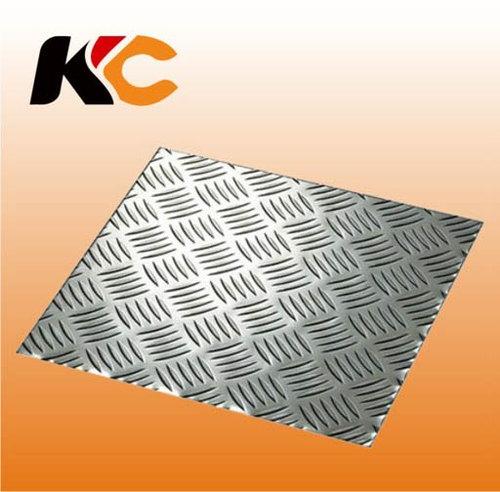 Hindalco Aluminium Aluminum Checkered Sheet, Length : Max 12 Feet