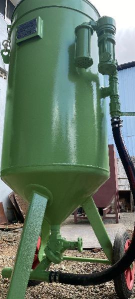 Portable Sand Blasting Machine