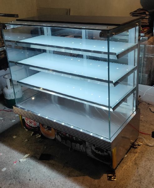 Norsk Curved Standing Cake Display Cabinet/Fridge 900mm for sale from Perth  Commercial Fridges - HospitalityHub Australia