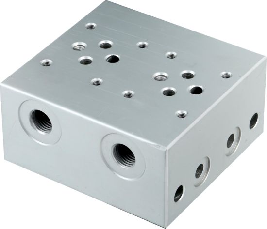 Automatic Polished Aluminum Aluminium Manifold Valves, for Water Fitting, Packaging Type : Carton
