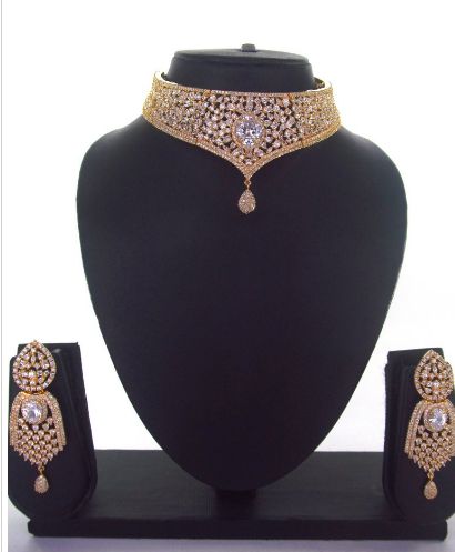 Polished Bridal Choker Necklace Set, Packaging Type : Wooden Box