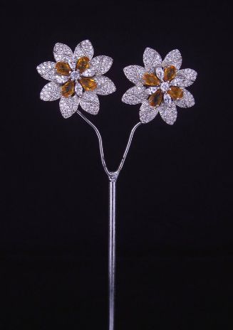 Cubic Zirconia Flower Cz Stud Earrings, Packaging Type : Wooden Box