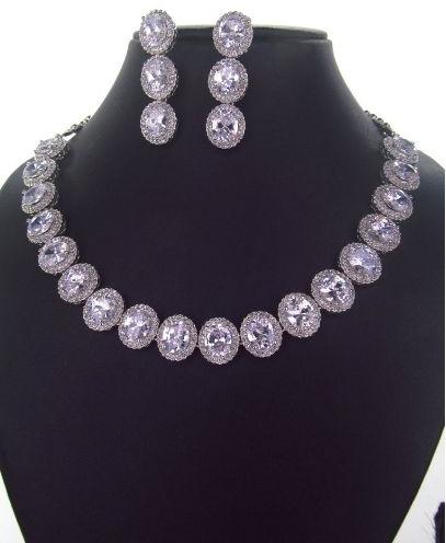 Silver Classic Necklace Set