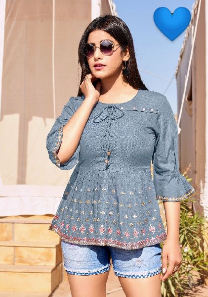 Cotton Girls Designer Tops, Size : M, XL, XXL, Feature : Breathable, Dry  Cleaning, Easy Washable at Rs 299 / Piece(s) in Navsari