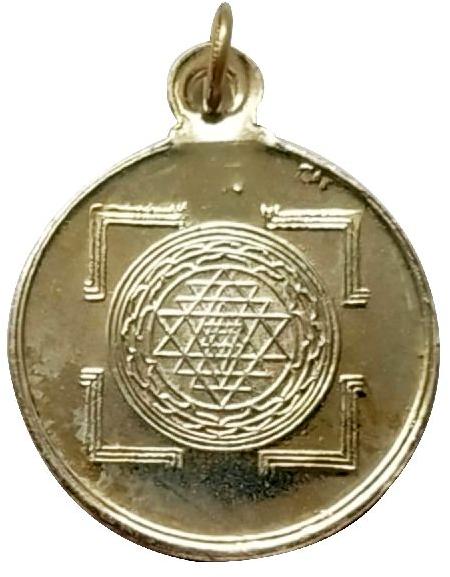 S9058-159 SriYantra SriChakra Vendi Rupu Velli Locket Chandee Silver Pendant 1inch 5grams