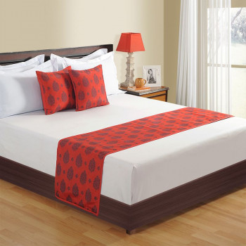 Poly-cotton BED RUNNER SET, Color : Royal red