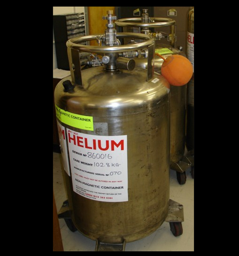 Liquid Helium - Deluxe Industrial Gases, Pune, Maharashtra