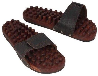 Wooden Acupressure Slipper, Color : Brown