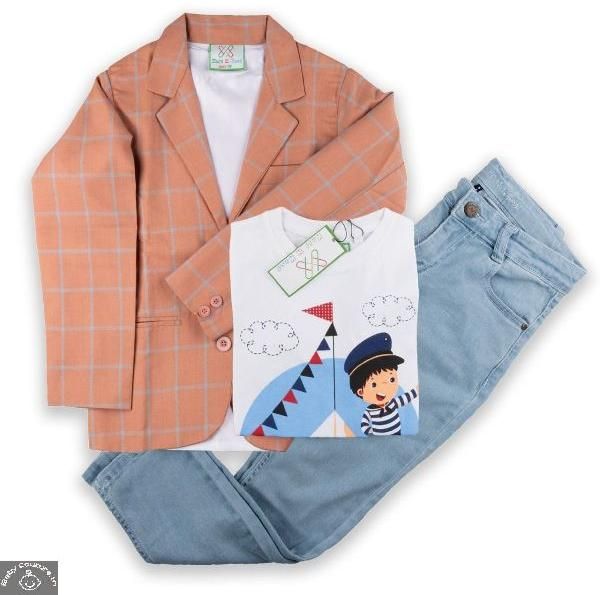 T-Shirt and Jeans Set