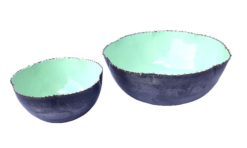 Iron Round Bowl, for Serving Food, Feature : High Quality
