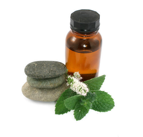 Mentha Piperita Oil (Menthofuran 1 to 9%)