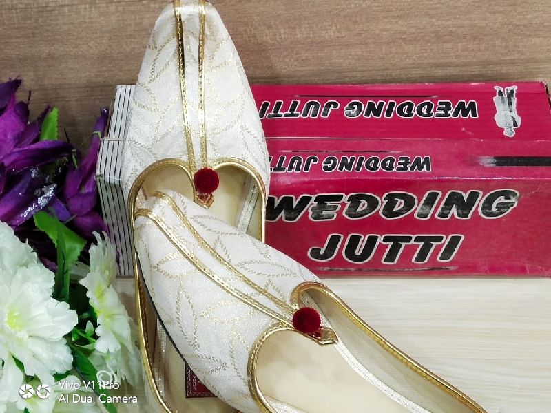 Mens Wedding Sherwani Matching Punjabi Jutti- SPF-4026