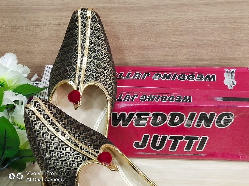 Mens Wedding Sherwani Matching Punjabi Jutti- SPF-4027
