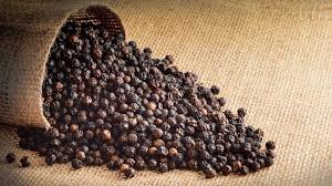 Natural 1000 Raw Black Pepper Seeds, for Cooking, Packaging Type : Jute Bag